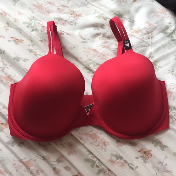 Victoria's Secret Other - VS red lined perfect coverage bra